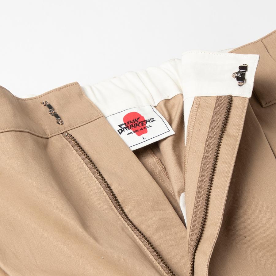 PUNK DRUNKERS（パンクドランカーズ） プリントいっぱいチノパン