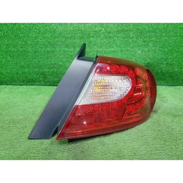 日産 FUGA 250GT 左ブレーキテールランプ 新品 【公式通販】