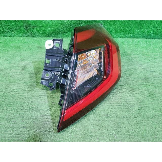 シビック 新車外し 送料安 6AA-FL4 右テールライト 右テールランプ E