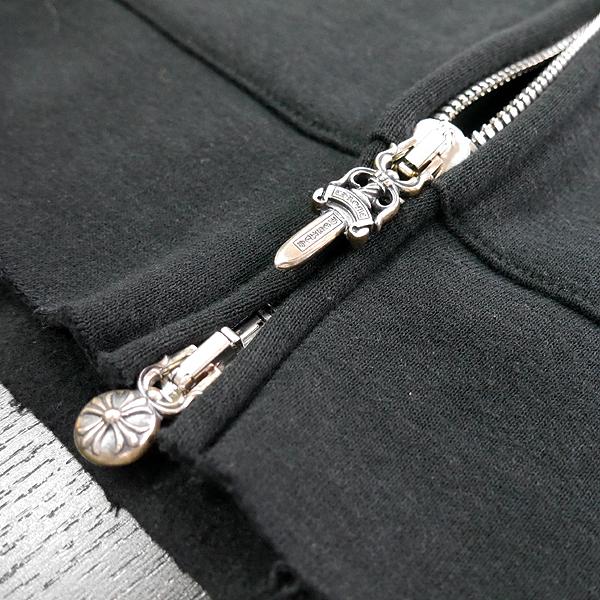 CHROME HEARTS（クロムハーツ） レザー セメタリークロス パッチ