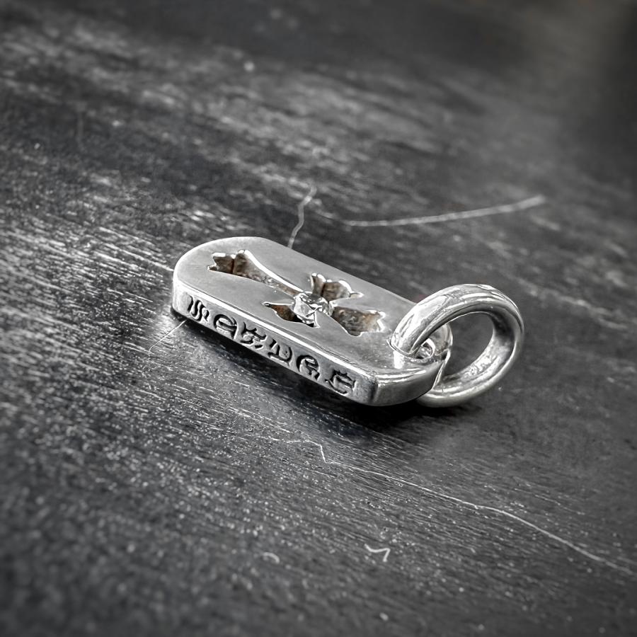 CHROME HEARTS（クロムハーツ） カットアウトクロス ドッグタグ