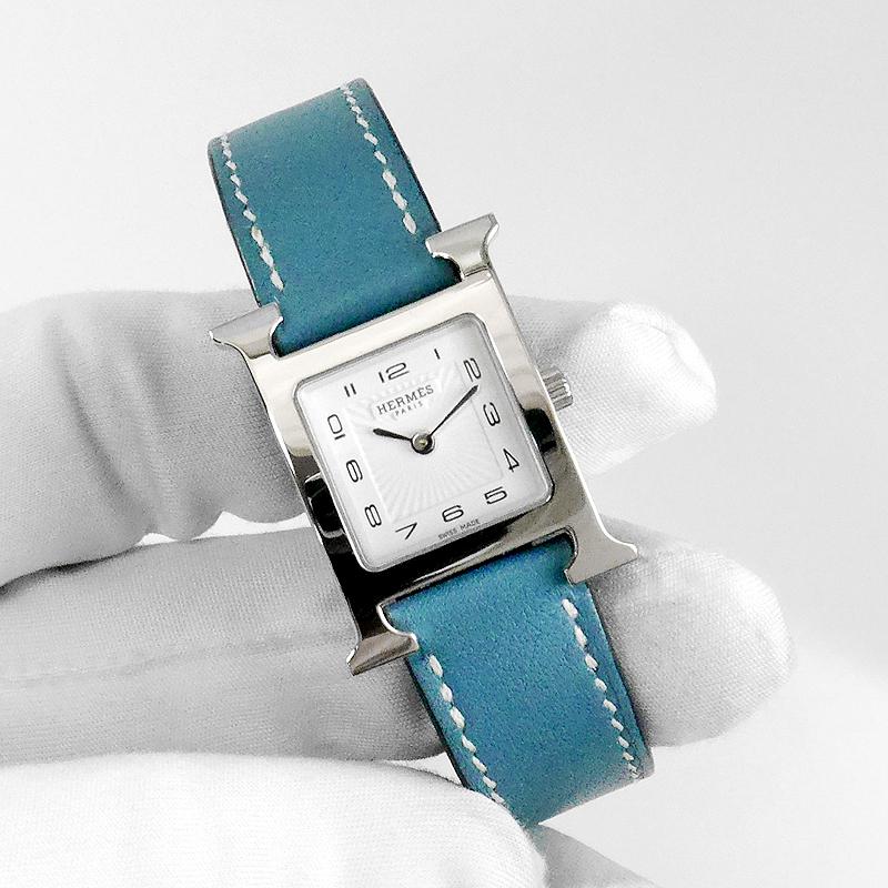 【付属完備 / 極美品】HERMES エルメス Hウォッチ HH1.210 白文字盤 ブルー 水色 ライトブルー レザーベルト レディース 腕時計  ホワイト