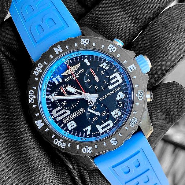 BREITLING ブライトリング　エンデュランスプロ ネイビー　超美品 ブライトリングエンデュランスプロに新色が登場！ | ブランド