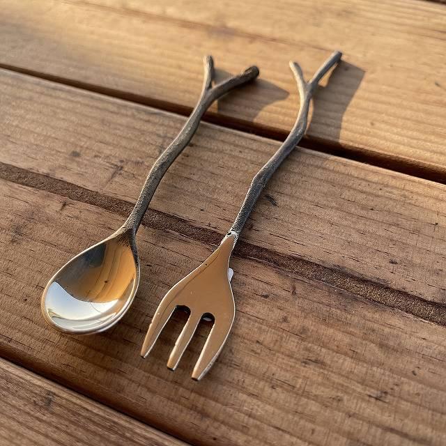 食器セット　スプーン　フォーク　ナイフ　ステンレス製　真鍮風　レトロ ティースプーン 13cm ブラスカトラリー ウッドハンドル 真鍮
