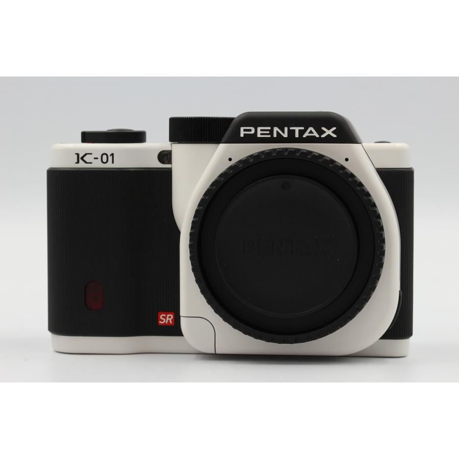中古品】PENTAX K-01 ズームレンズキット [ホワイト×ブラック 
