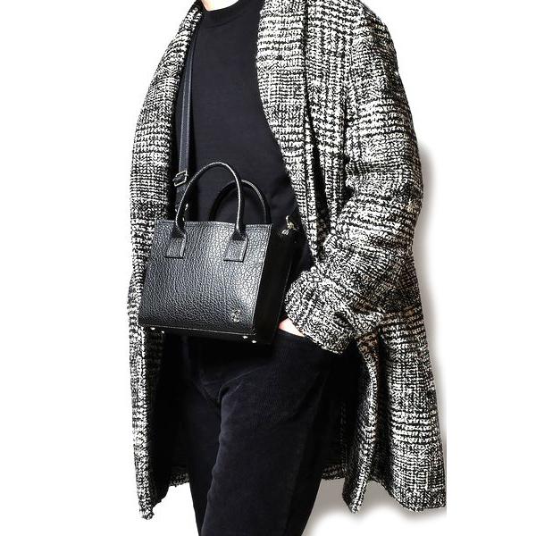 マイクロトート バッグ シボ型押し ブラック ユニセックス 大人