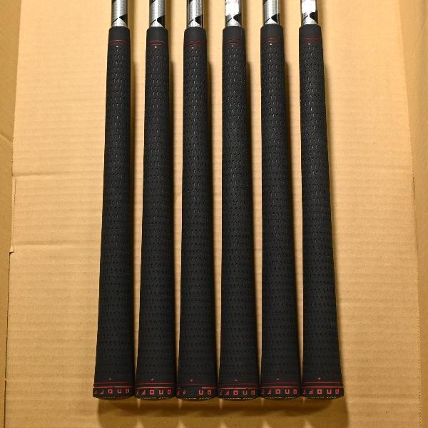 オノフ KURO オノフ フォージド KURO(2023) アイアン ONOFF CBT：624I  シャフト：ONOFF CBT：624I(6本:#5 #6 #7 #8 #9 PW)の画像
