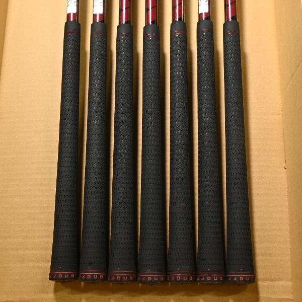 オノフ AKA オノフ AKA(2022) アイアン SMOOTH KICK MP-522I  シャフト：SMOOTH KICK MP-522I(7本:#6 #7 #8 #9 PW AW SW)の画像