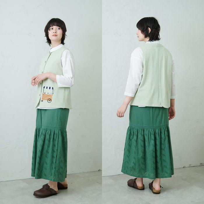 コーヒーショップ刺繍ベスト emago ナチュラル カジュアル 大人