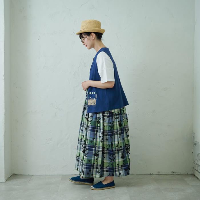 コーヒーショップ刺繍ベスト emago ナチュラル カジュアル 大人