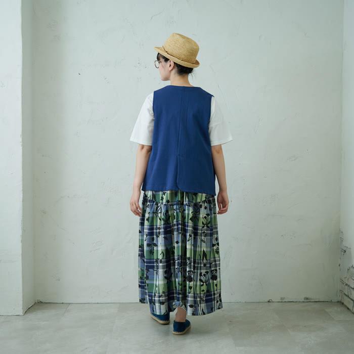 コーヒーショップ刺繍ベスト emago ナチュラル カジュアル 大人