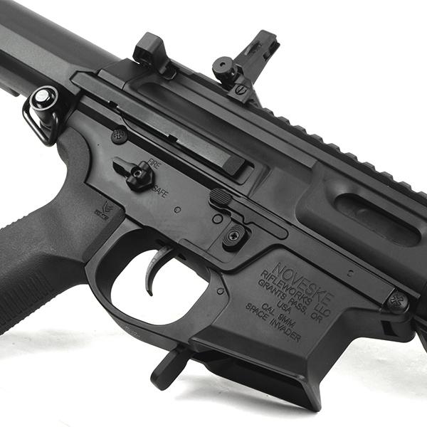 Noveske Space Baby 9mm PCC電動ガン (FET搭載) ブラック 【Civilian】