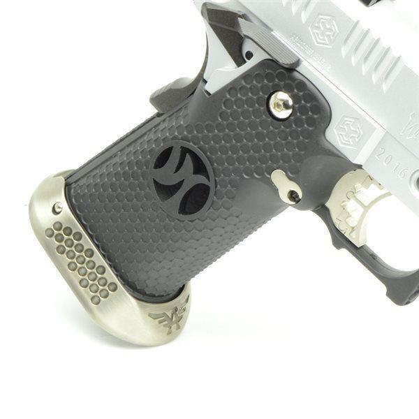 3*s様 Hi-CAPA ガスガン シルバー 3マガジン付き 3*s様 Hi-CAPA