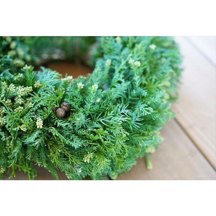 森を守る生クリスマスリース 40センチ 杉と檜を使ったハンドメイドの生リースです フレッシュリース Wacca Lease ゲキハナ初心者さんのお花屋さん 通販 Yahoo ショッピング