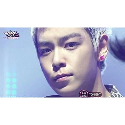 BIGBANG Blu-ray DVD ピアスセット 95A】（2色2個セット）BIGBANG G-DRAGON G-ドラゴン愛用タイプ 雷