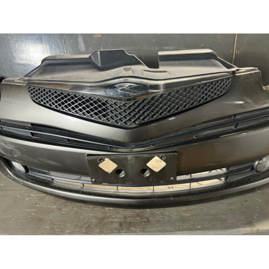 トヨタ ラクティス G (NCP100) 純正 フロントバンパー フォグ グリル