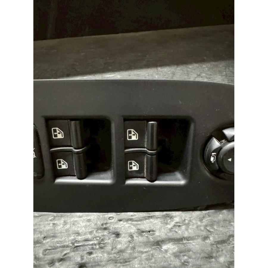 アルファロメオ（ALFA ROMEO） ジュリエッタ 純正 運転席 パワー