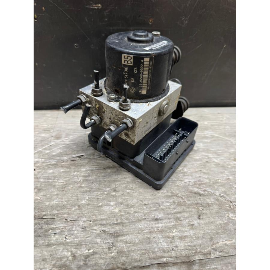 ABSアクチュエーター　bB QNC フォルクスワーゲン（Volkswagen） VW ヴァリアント ABS
