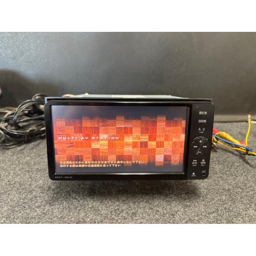 トヨタ 純正 ナビ NSZT-W61G フルセグTV DVD SD ハンズフリー 