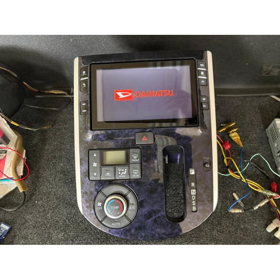 ダイハツ 純正 ナビ LA600S タント カスタム 外し 8インチ フルセグTV