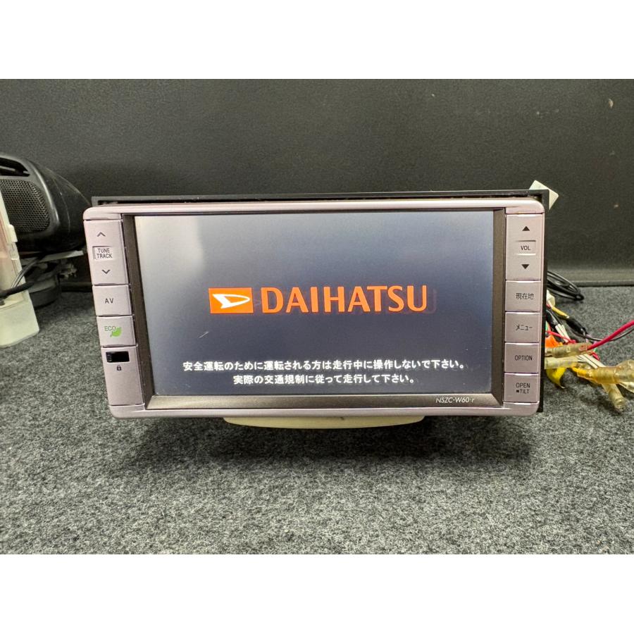 ダイハツ 純正 ナビ NSZC-W60-P フルセグTV DVD USB SD Bluetooth