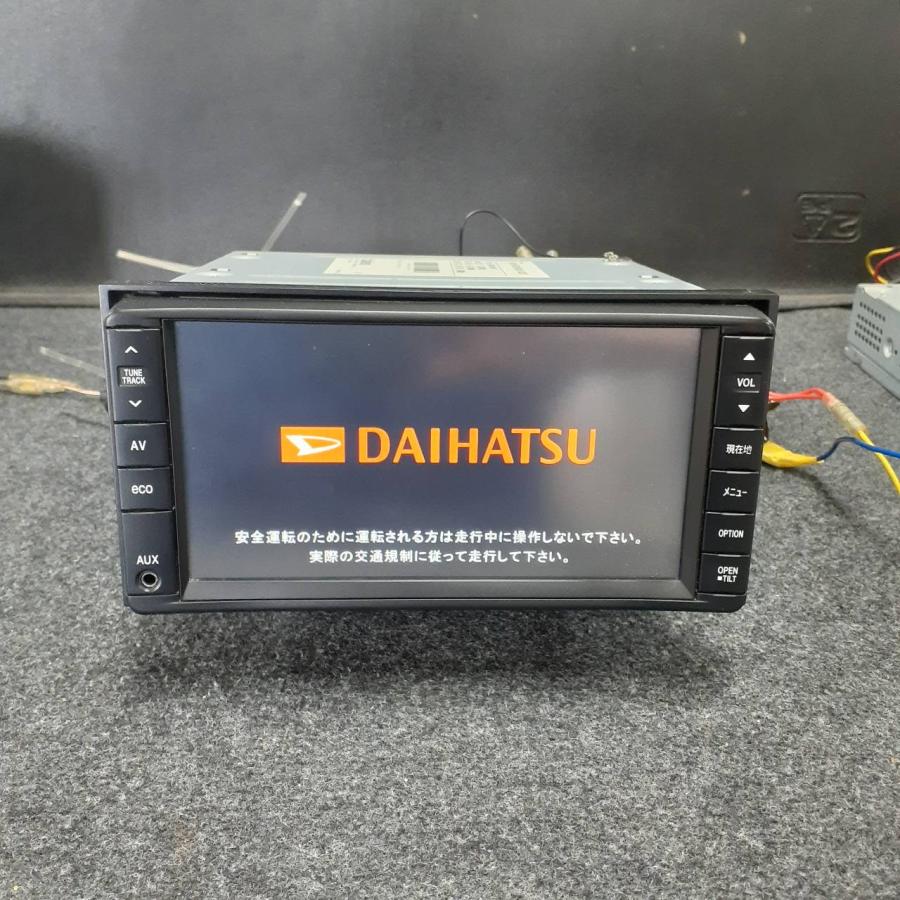 ダイハツ 純正 ナビ 86100-B2020 TV CD AUX メモリーナビ カーナビ