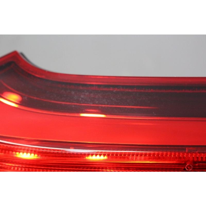 フィット ハイブリッド 前期 (GP5) Fit 純正 スタンレー 左テール