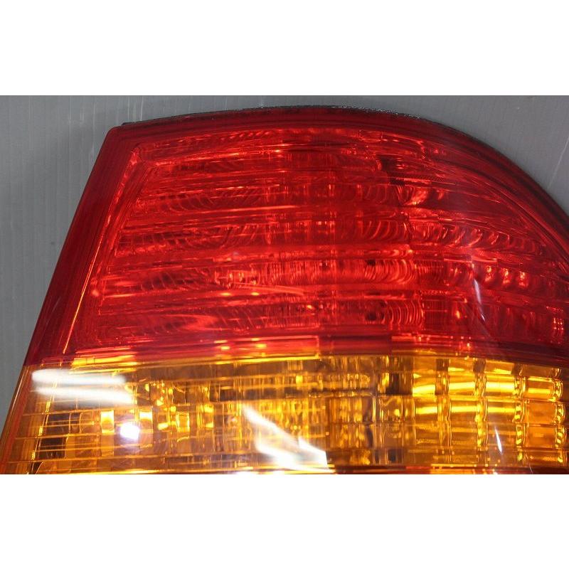 30セルシオ　テールランプ セルシオ30後期 テールランプ良品8灯化 - メルカリ