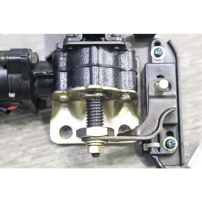 トヨタ（TOYOTA） 50 センチュリー 前期 (GZG50 G50) トランクモーター 