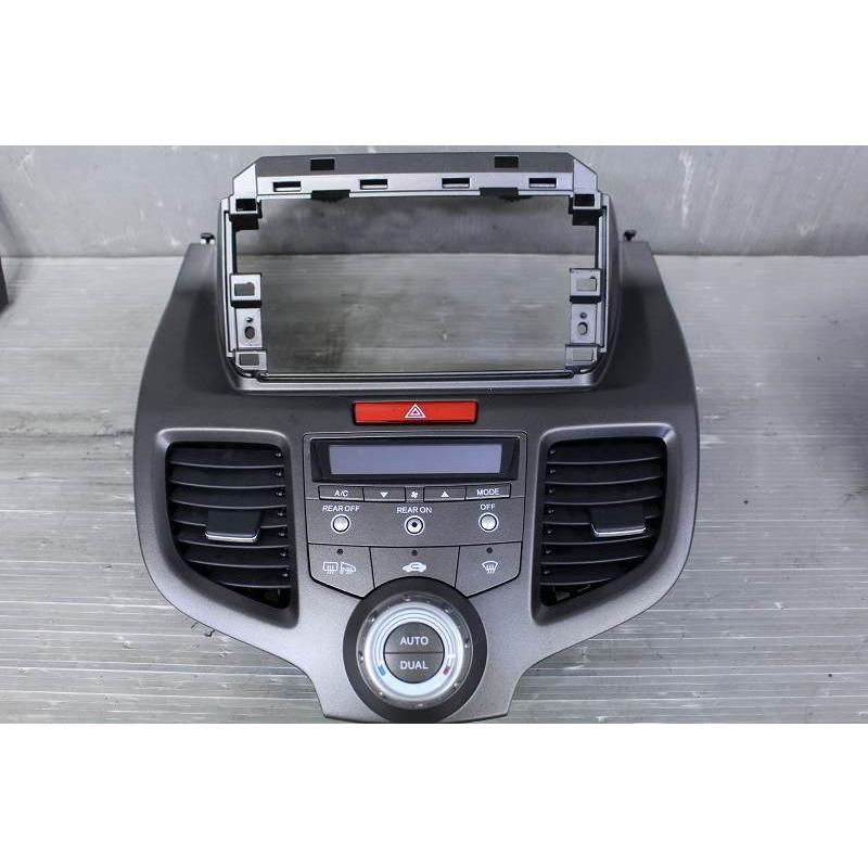 ホンダオデッセイ RB1 エアコンパネル オデッセイ（ODYSSEY） M 前期 (RB1) 純正 破損無 動作保証 2DINパネル