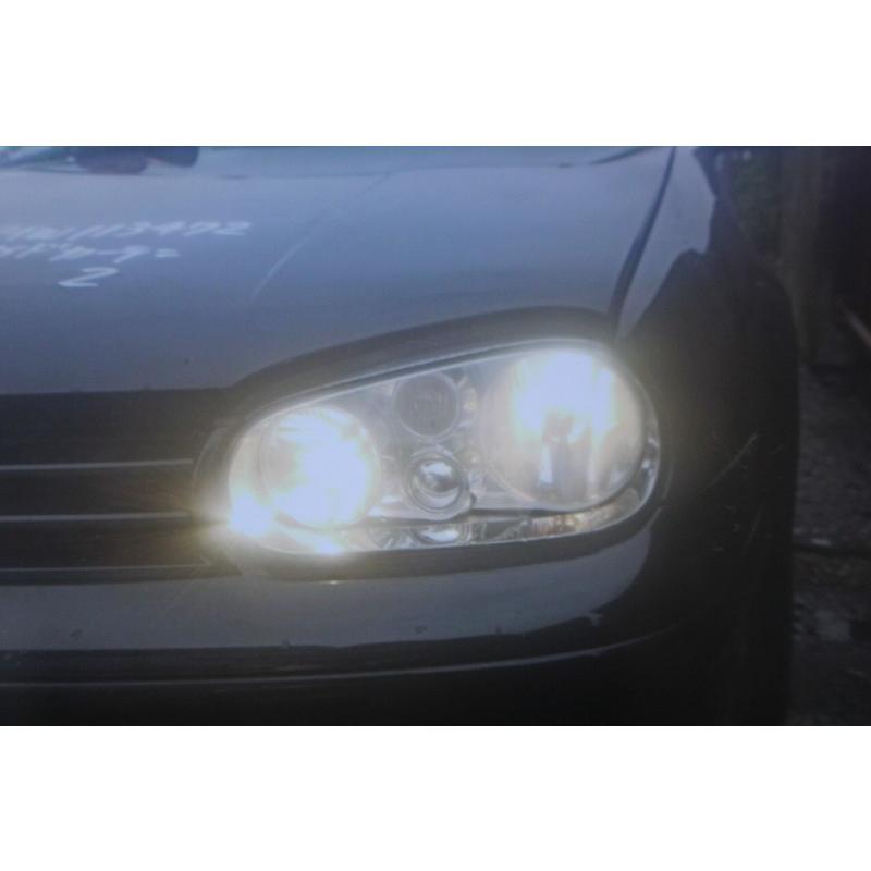 VW ゴルフ 4 ワゴン(1JBF9) 純正 Valeo 破損無 取付OK 動作保証 ヘッド  