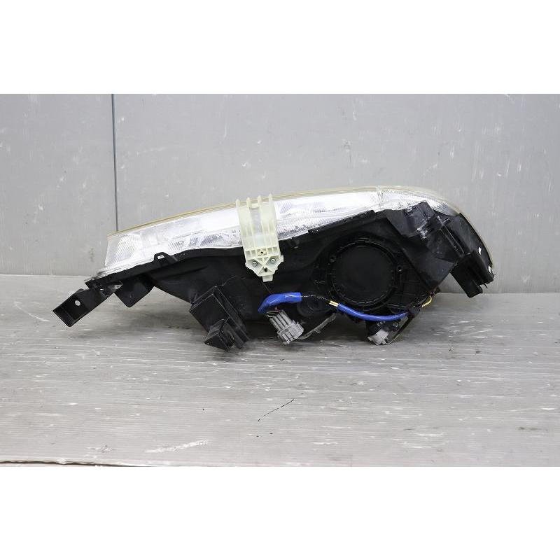 日産 セレナ C26 純正ヘッドライト 左右セット ハロゲン 美品 セレナ 26 ハイウェイスター 前期 (HFC26 C26) 純正 ハロゲン 左ヘッド