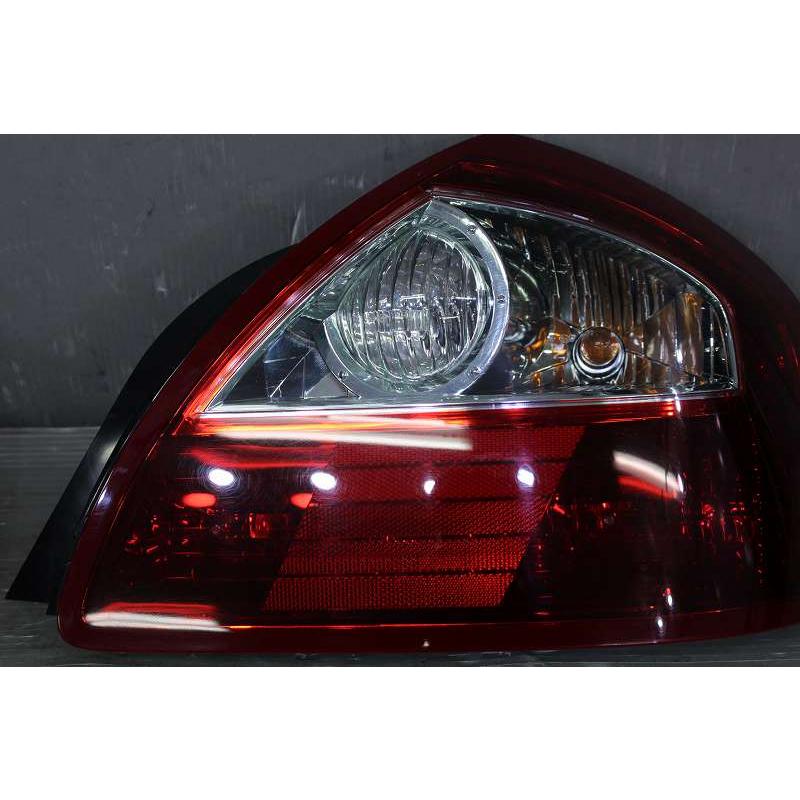 Nissan president PGF50 テールライト赤 2個セット左右ペア 日産（NISSAN） プレジデント S 前期(PGF50 F50) 純正 イチコー