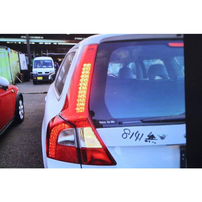 VOLVO 純正◆テール ライ ト左右側◆2VA-009-431-01 ボルボ（VOLVO） V70 右H 前期 (BB) 純正 左テールランプ 2VA 009 431