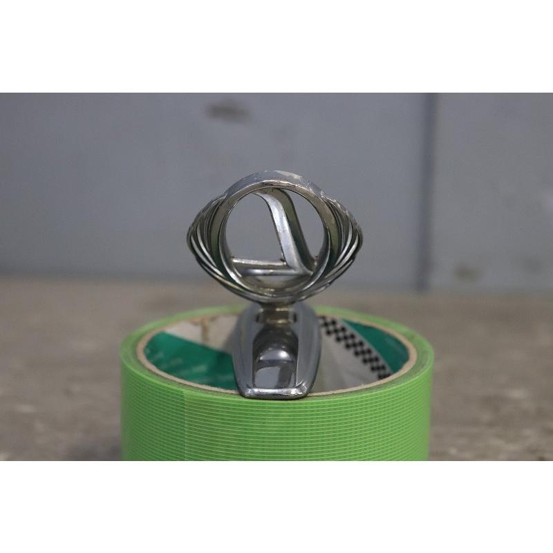 ローレル ？ 旧車 日産 フードオーナメント 65892-5L300 ローレル ？ 旧車 日産 フードオーナメント 65892-5L300 Amazon