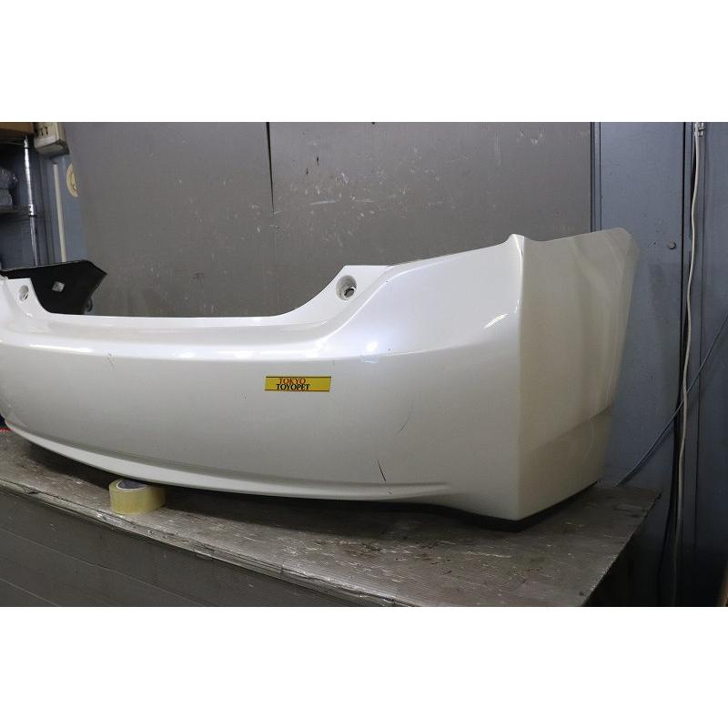 トヨタ（TOYOTA） ウィッシュ 2.0Z 前期 (ZGE22 ZGE20) 純正 リア