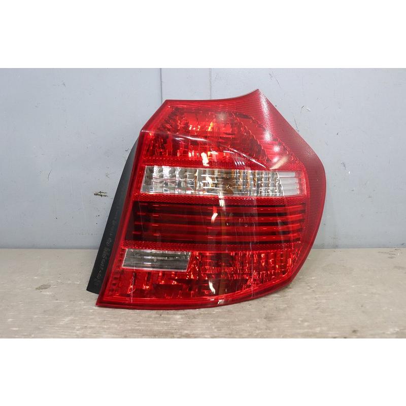 BMW BMW 120i LCI 右H 後期 (UD20 E87) 純正 右テールランプ 右