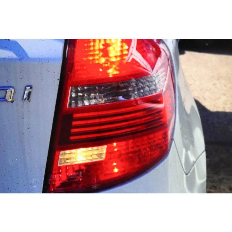 BMW BMW 120i LCI 右H 後期 (UD20 E87) 純正 右テールランプ 右