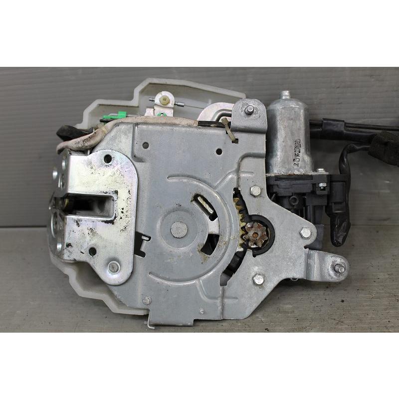 MPV 23C 前期(LY3P) 純正 DENSO 右イージークローザー スライドドア