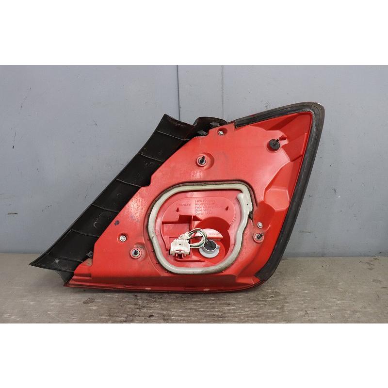 クラウン 18 マジェスタ C 後期 (UZS186) 純正 左 テールライト