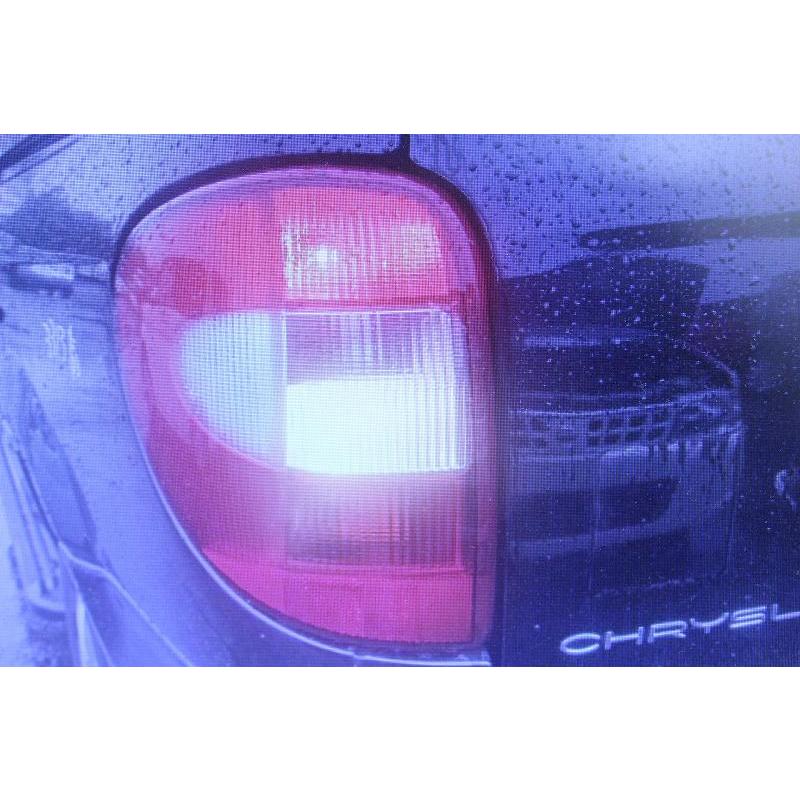 クライスラー グランド ボイジャー 3.3 V6 右H RG33L 純正 左テールランプ 153 671 テールライト Chrysler Grand Voyager アメ車 p034860の画像