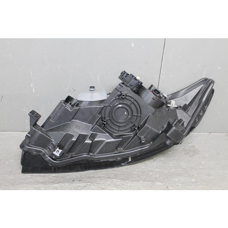 ベータ adidas ZX22 