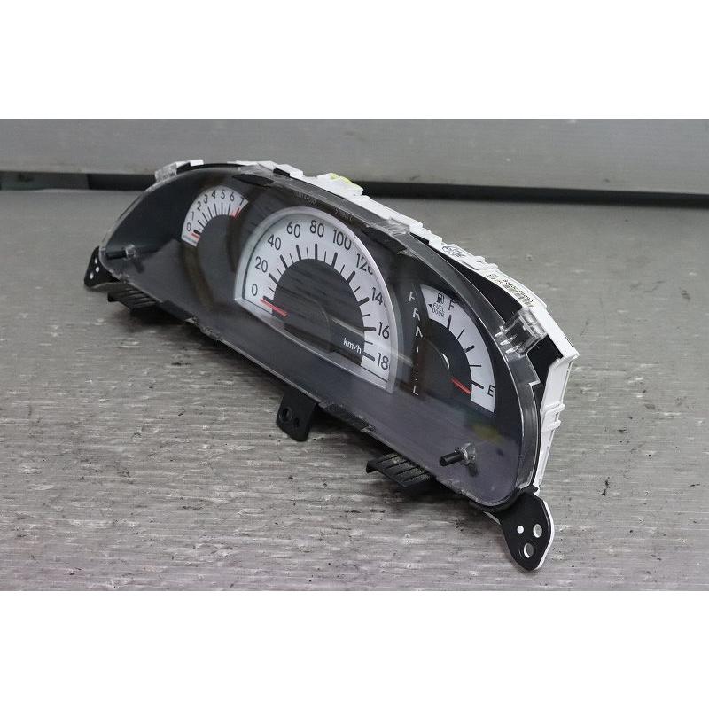 専用出品　まんだら　半量 専用出品です。 カワサキ ZRX400 ヒューズボックス 26021-1089