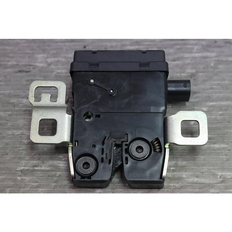 MINI（ミニ） クーパー 右H 前期 (R56 MF16) 純正 リアゲートロック