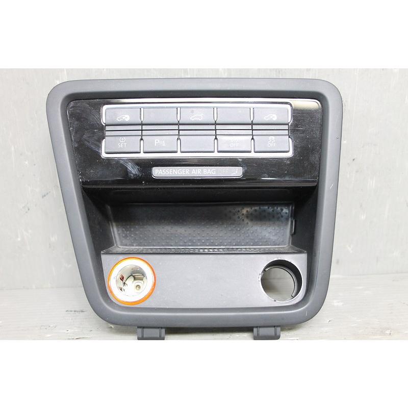 フォルクスワーゲン（Volkswagen） VW シャラン TSI ハイライン BMT 右