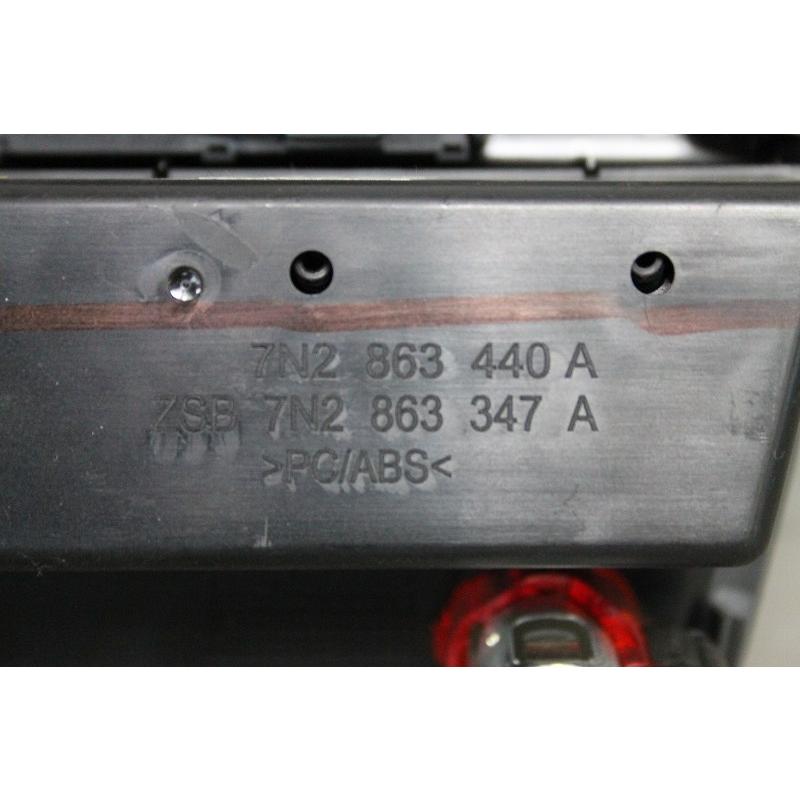 フォルクスワーゲン（Volkswagen） VW シャラン TSI ハイライン BMT 右