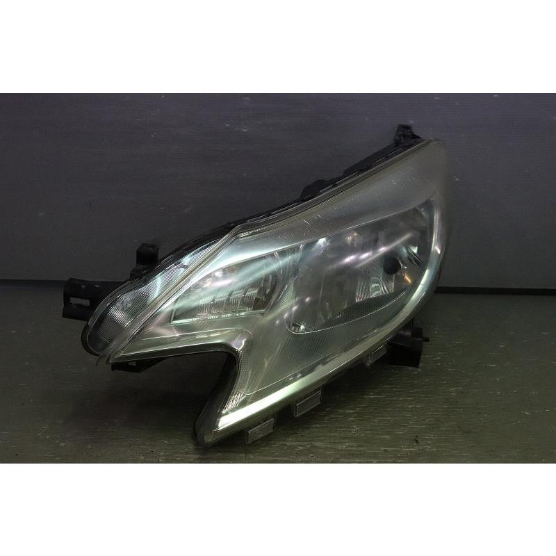日産 ノート E12 ハロゲンヘッドライト 左 ノート 日産 X DIG-S 前期