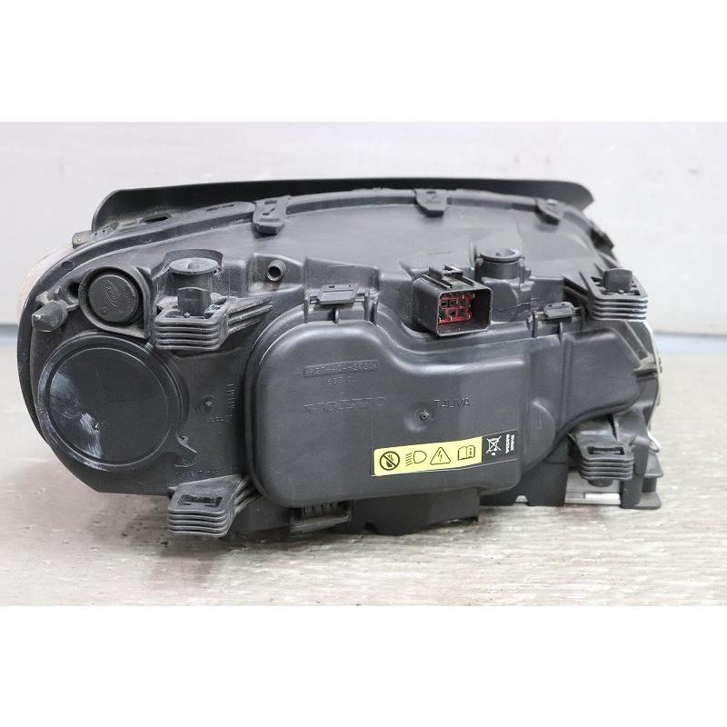 ボルボ（VOLVO） V70 (BB4164TW) 純正 左 HID ヘッドライト 31353534