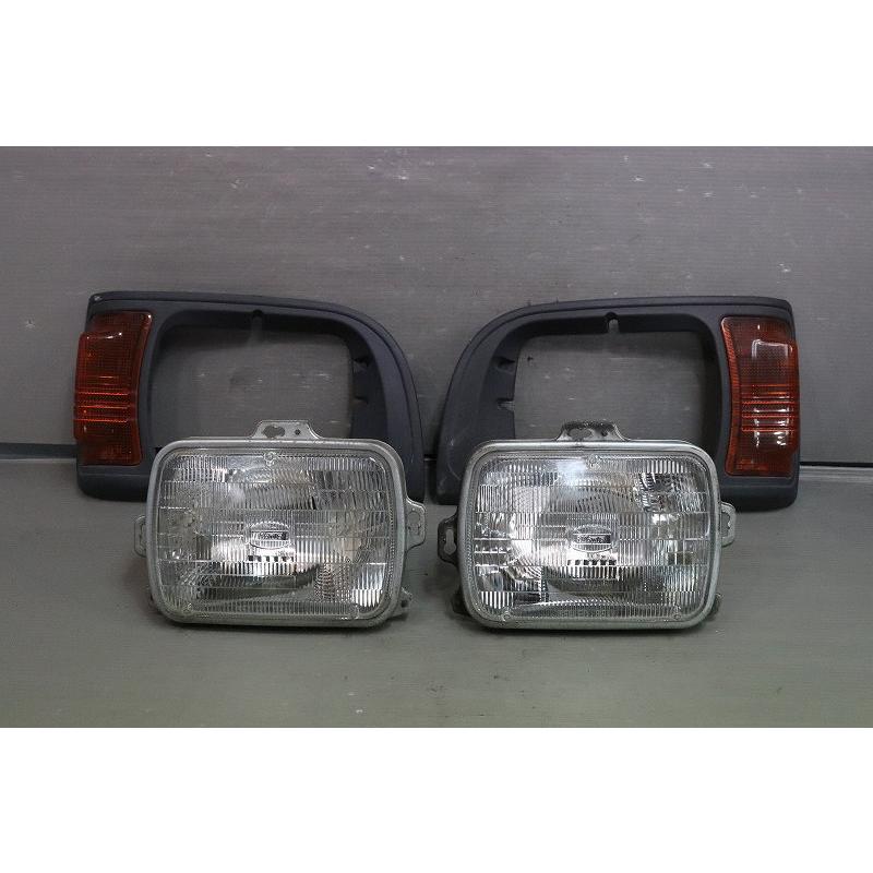 三菱（MITSUBISHI） ミツビシ ミニキャブ (U41T) ヘッドランプ ヘッド