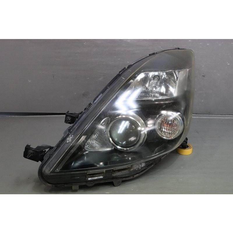 トヨタ（TOYOTA） アイシス ISIS プラタナ 後期 (ZGM10) 左 HID ヘッド